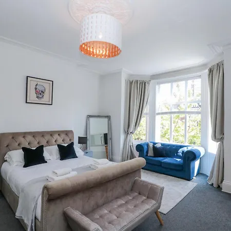 Nyaraló Royal Victoria House Scarborough