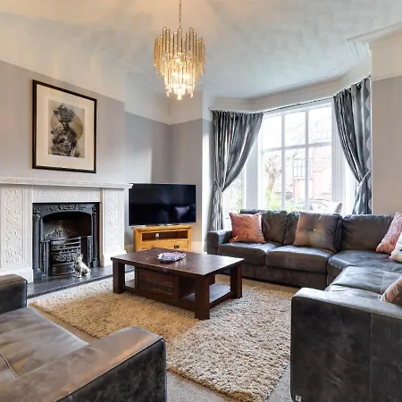 Royal Victoria House بيت للعطل