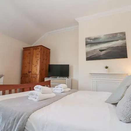 Royal Victoria House سكرابورو