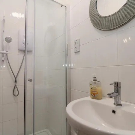 Royal Victoria House Holiday home Scarborough