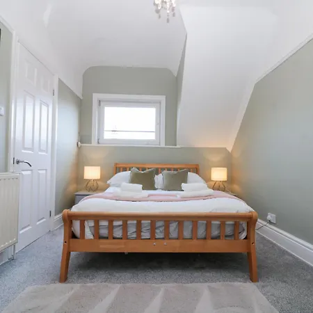 Royal Victoria House *