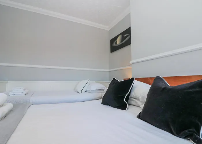 Royal Victoria House *