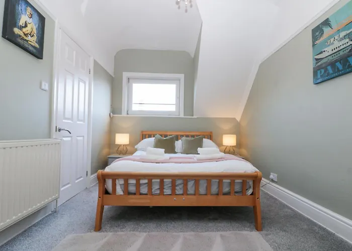 Royal Victoria House *