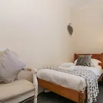 Royal Victoria House בית נופש *